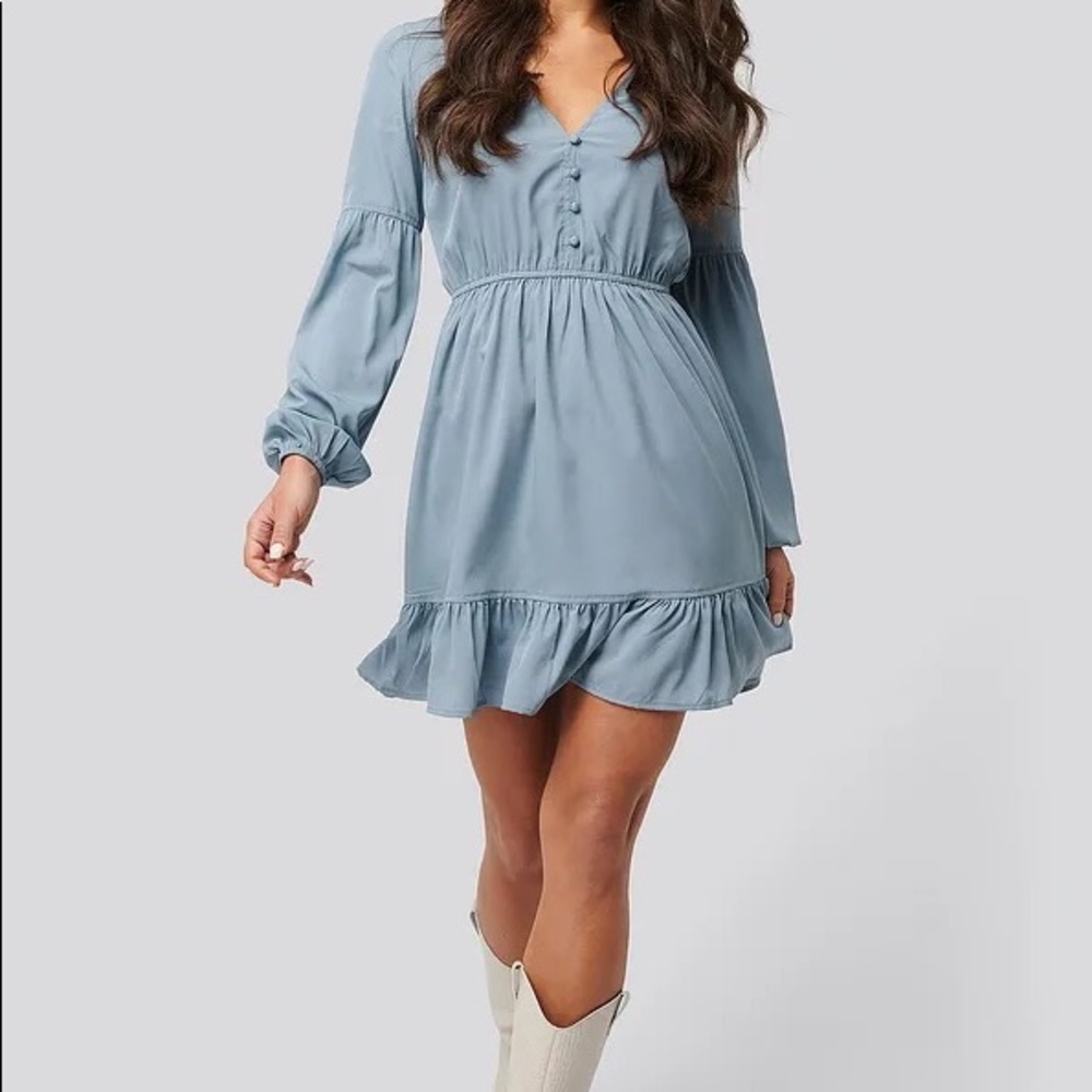NA-KD Balloon Sleeve Mini Dress